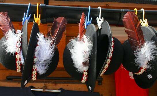 Fraki konkursowe w jeździectwie – zastosowanie, fasony i wybór odpowiedniego modelu