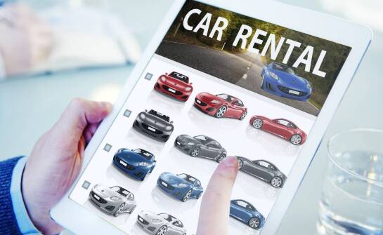 Krótkoterminowy wynajem aut – wszystko, co warto wiedzieć przed decyzją