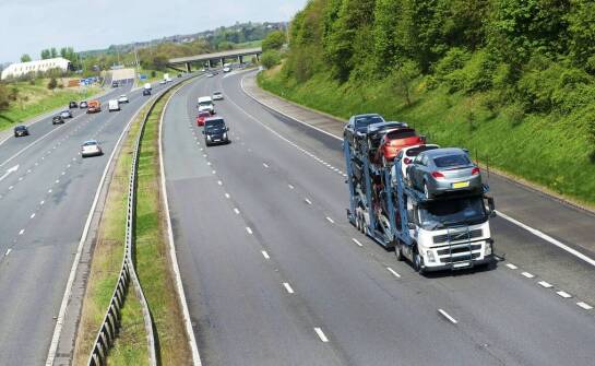 Transport ponadgabarytowy – co warto wiedzieć przed wysyłką dużych ładunków