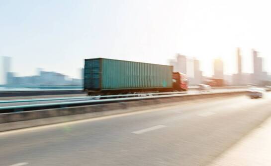 Przewóz wielkogabarytowy – etapy realizacji i zastosowania w praktyce