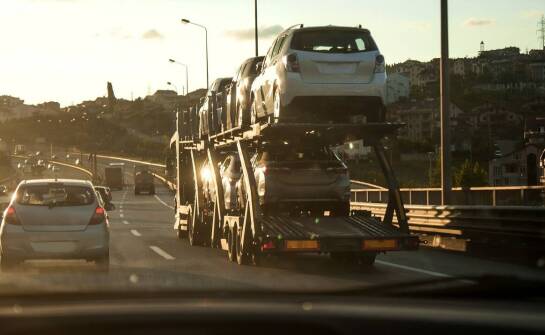 Transport ponadnormatywny – najważniejsze fakty i zastosowania w branży