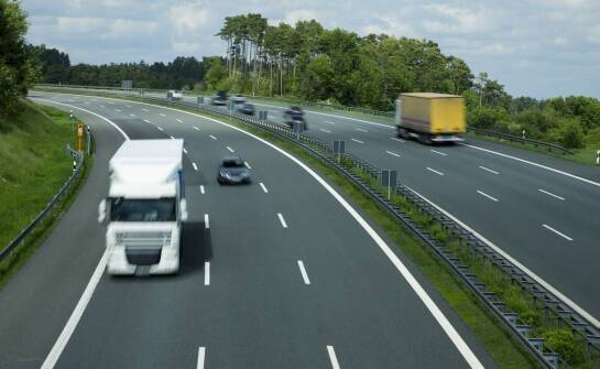 Najczęstsze zastosowania transportu wielkogabarytowego w różnych branżach