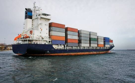 Przewozy ładunków ponadgabarytowych – kluczowe informacje i zastosowania