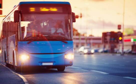 Transport wielkogabarytowy – najnowsze trendy i innowacje w branży logistycznej