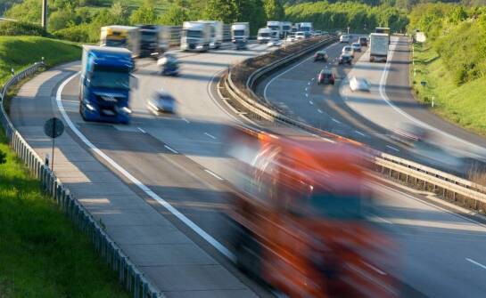 Przewozy wielkogabarytowe – jak wygląda proces planowania i realizacji