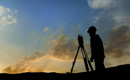 Jak wygląda współpraca z firmą geodezyjną i kiedy warto ją rozważyć