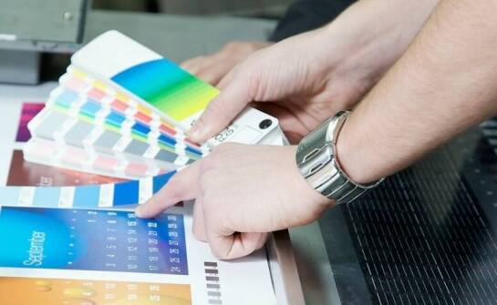 Najważniejsze informacje o etykietach drukowanych – zastosowanie i rodzaje