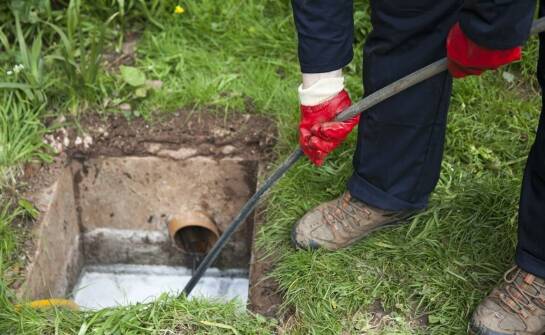 Odwodnienie gruntu – skuteczne rozwiązania i zastosowania w budownictwie
