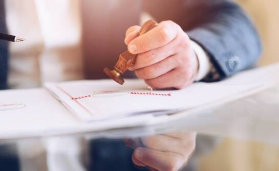 Licytacje komornicze – jak znaleźć ogłoszenia i co można nabyć na aukcji