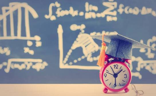 Jak wybrać kierunek nauki odpowiadający aktualnym trendom i potrzebom rynku