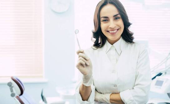 Higienistka stomatologiczna – rola, obowiązki i znaczenie w profilaktyce jamy ustnej