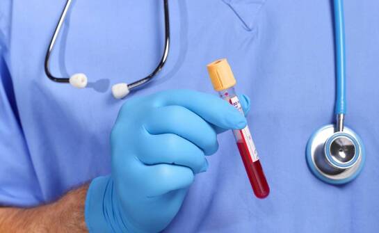 Bezpieczne metody dezynfekcji narzędzi – jak wygląda proces sterylizacji?