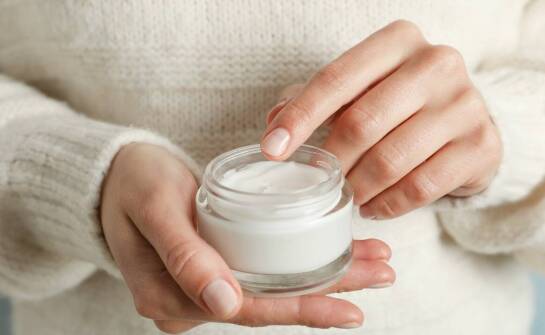Naturalny kolagen w kremach – jak wpływa na gładkość i jędrność skóry