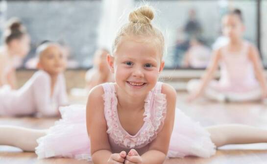 Balet – magia tańca klasycznego, inspiracje i ciekawostki ze świata sztuki