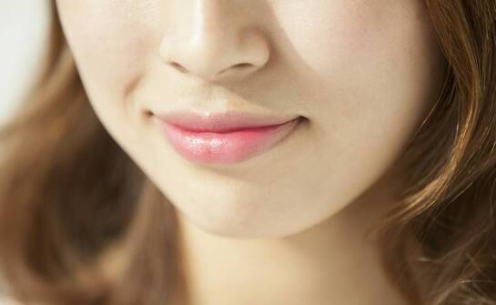 Modelowanie ust – najważniejsze informacje, efekty i możliwości zabiegu