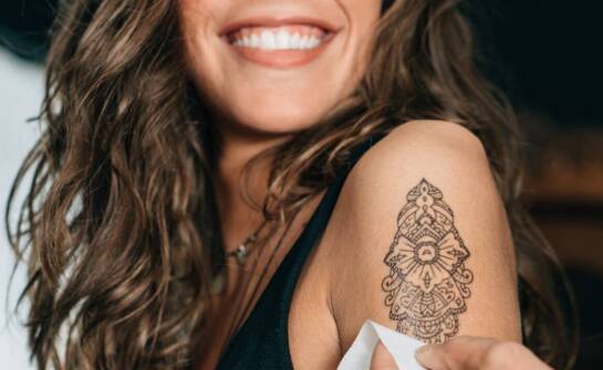 Henna pudrowa – naturalny sposób na podkreślenie brwi i ich pielęgnację