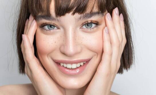 Jak działają nowoczesne zabiegi na twarz i jakie efekty można uzyskać?