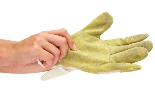 Czym różnią się rękawice gospodarcze od innych rękawic ochronnych?