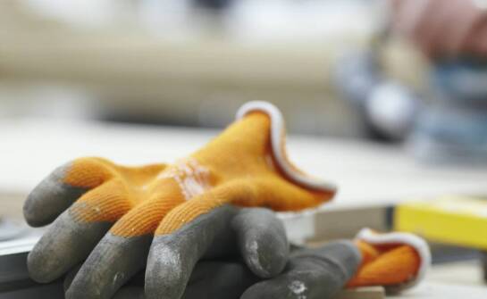 Rękawiczki robocze na zimę – komfort pracy i ochrona dłoni w chłodzie