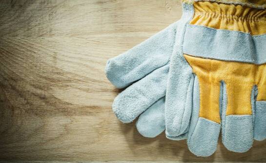 Ocieplane rękawiczki robocze – zastosowania i technologie zapewniające komfort