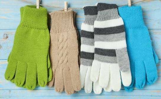 Jak działają rękawice gospodarcze i jakie korzyści zapewniają podczas pracy