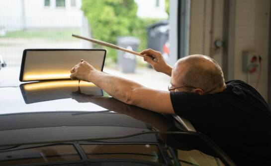 Zakładanie szyb samochodowych – proces, wymagania i najczęstsze pytania