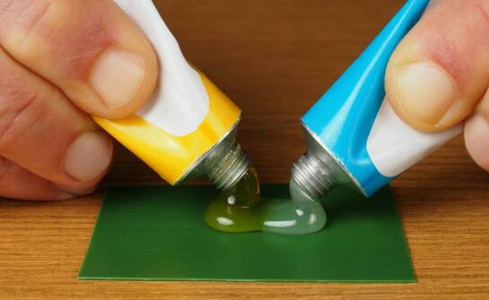 Żywica epoksydowa – zastosowanie, właściwości i inspiracje do wykorzystania