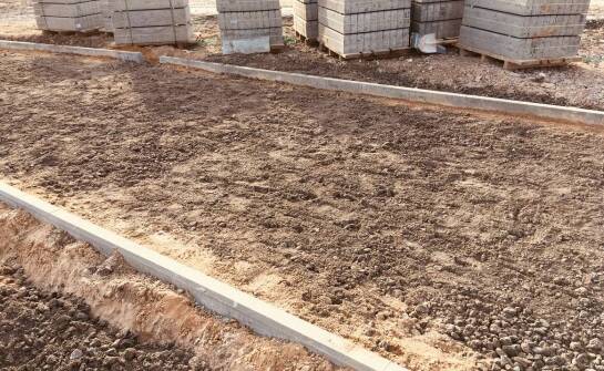 Wylewka samopoziomująca – zasady działania, typy i etapy przygotowania podłoża