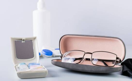 Niezbędne akcesoria ułatwiające codzienną pielęgnację osób leżących