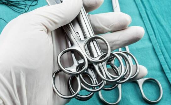 Cewniki urologiczne jednorazowe – zastosowanie, rodzaje i bezpieczeństwo