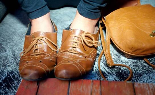 Buty medyczne damskie skórzane – cechy, zalety i zastosowanie w pracy