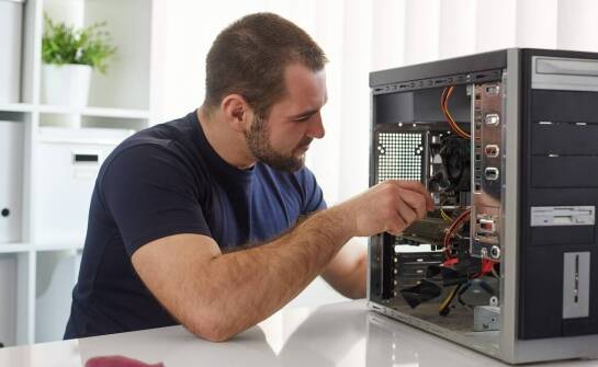 Co zrobić w przypadku awarii komputera? Praktyczne wskazówki i porady