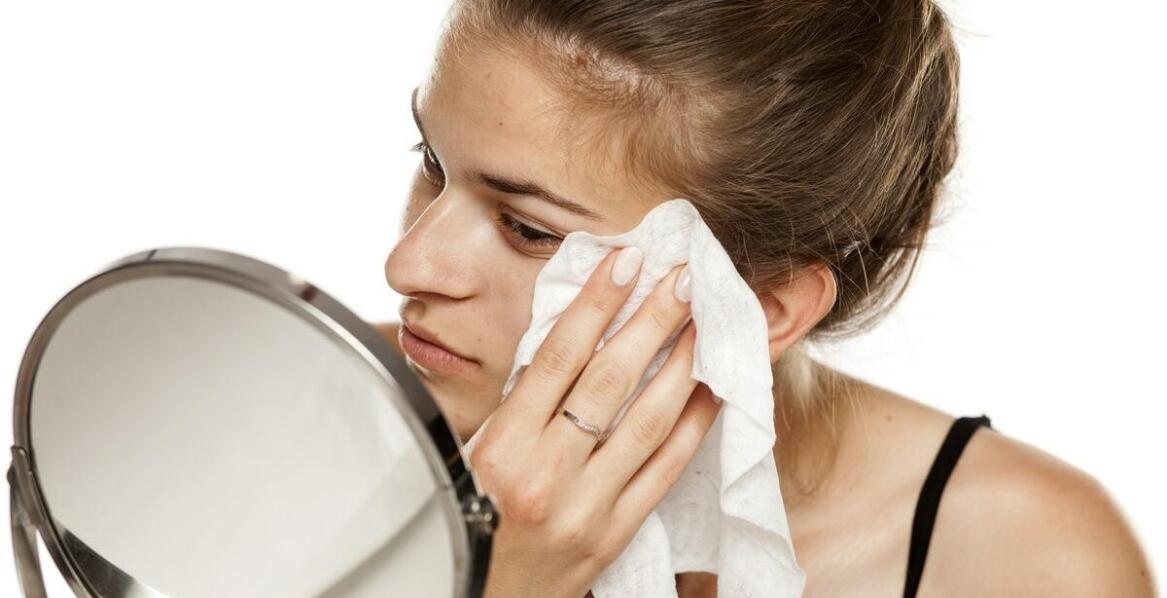 Apiwarol – jak działa i kiedy warto sięgnąć po leczenie rodzin pszczelich