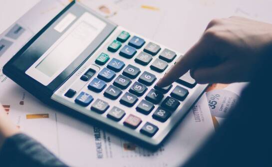 Pełna księgowość w firmie – najczęściej zadawane pytania i odpowiedzi