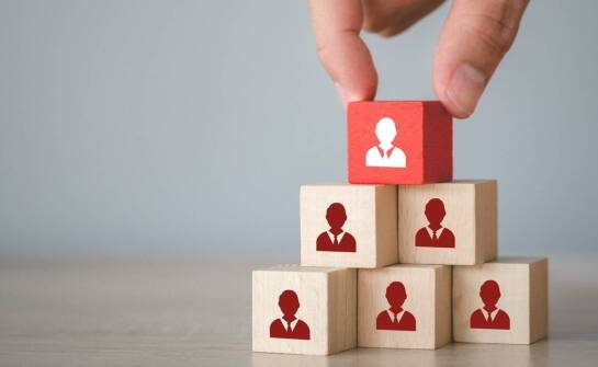 Obsługa kadr i płac – jak usprawnić procesy zatrudnienia i wynagrodzeń