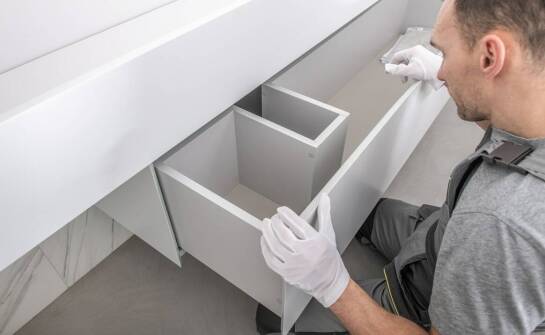 Meble na zamówienie do domu – inspiracje i praktyczne zastosowania w aranżacji