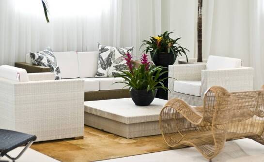 Meble na wymiar – inspiracje, praktyczne rozwiązania i aranżacyjne trendy