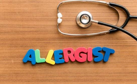 Alergie – najczęstsze przyczyny, objawy i nowoczesne metody leczenia