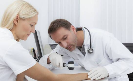 Medycyna pracy – jakie badania obejmuje i kto musi je wykonywać?