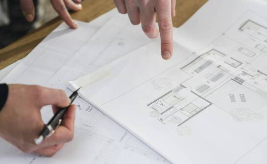 Zabudowy na wymiar – sposoby na maksymalne wykorzystanie przestrzeni w domu