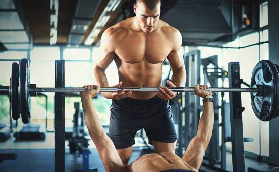 Dlaczego badania wytrzymałościowe materiałów są kluczowe w przemyśle?