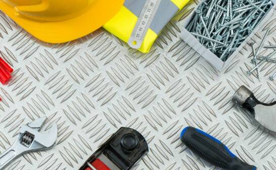 Wzorcowanie płytek wzorcowych – zastosowania i znaczenie w pomiarach