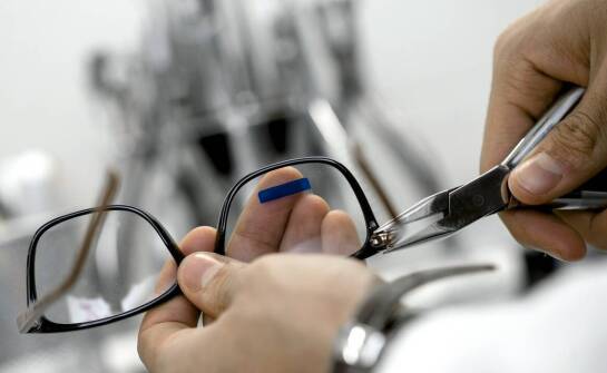 Najczęstsze uszkodzenia okularów i sprawdzone sposoby ich naprawy