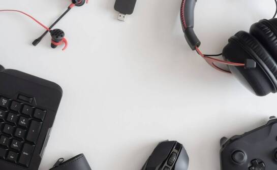 Najlepsze gadżety i akcesoria gamingowe pomagające osiągać lepsze wyniki