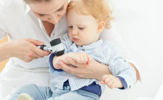 Badanie EEG u dzieci – znaczenie w diagnostyce i wykrywaniu zaburzeń neurologicznych