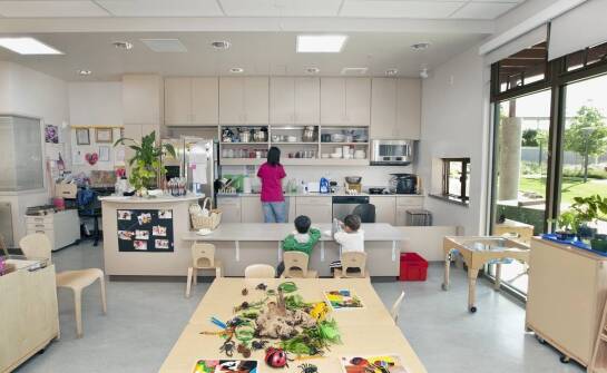 Dlaczego metoda Montessori jest idealna dla rozwoju motorycznego dzieci?