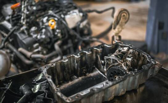 Skup aut a naprawa – co lepiej wybrać dla pojazdu powypadkowego?