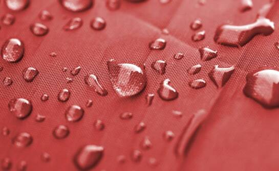 Jakie są najważniejsze czynniki wpływające na trwałość odzieży z kaczym puchem?