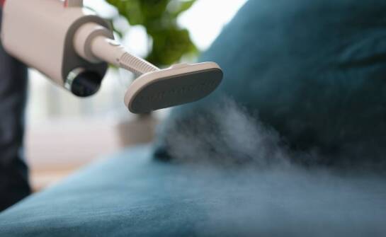 Jak mop parowy 1600W wpływa na efektywność sprzątania?