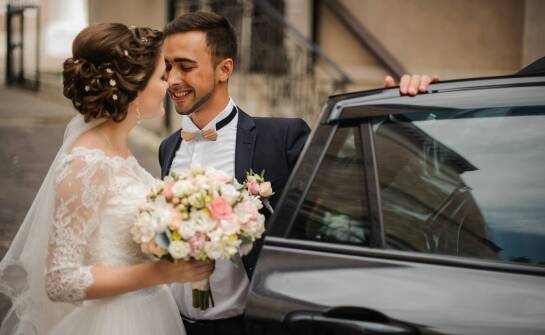 Ile może kosztować przystrojenie auta na ślub?
